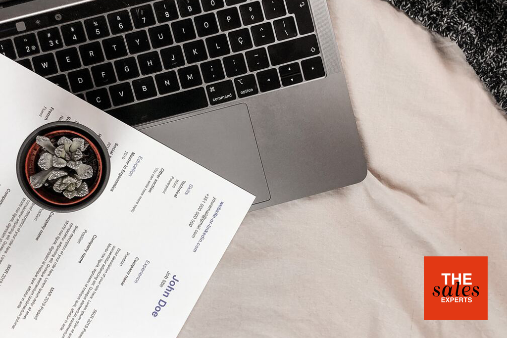 How to Use ChatGPT to Improve Your CV or Resume