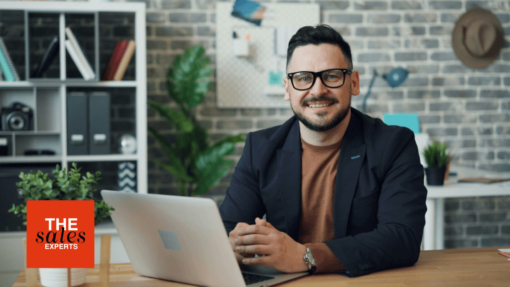 6 Ways Great Sales Managers Help Teams Finish Strong